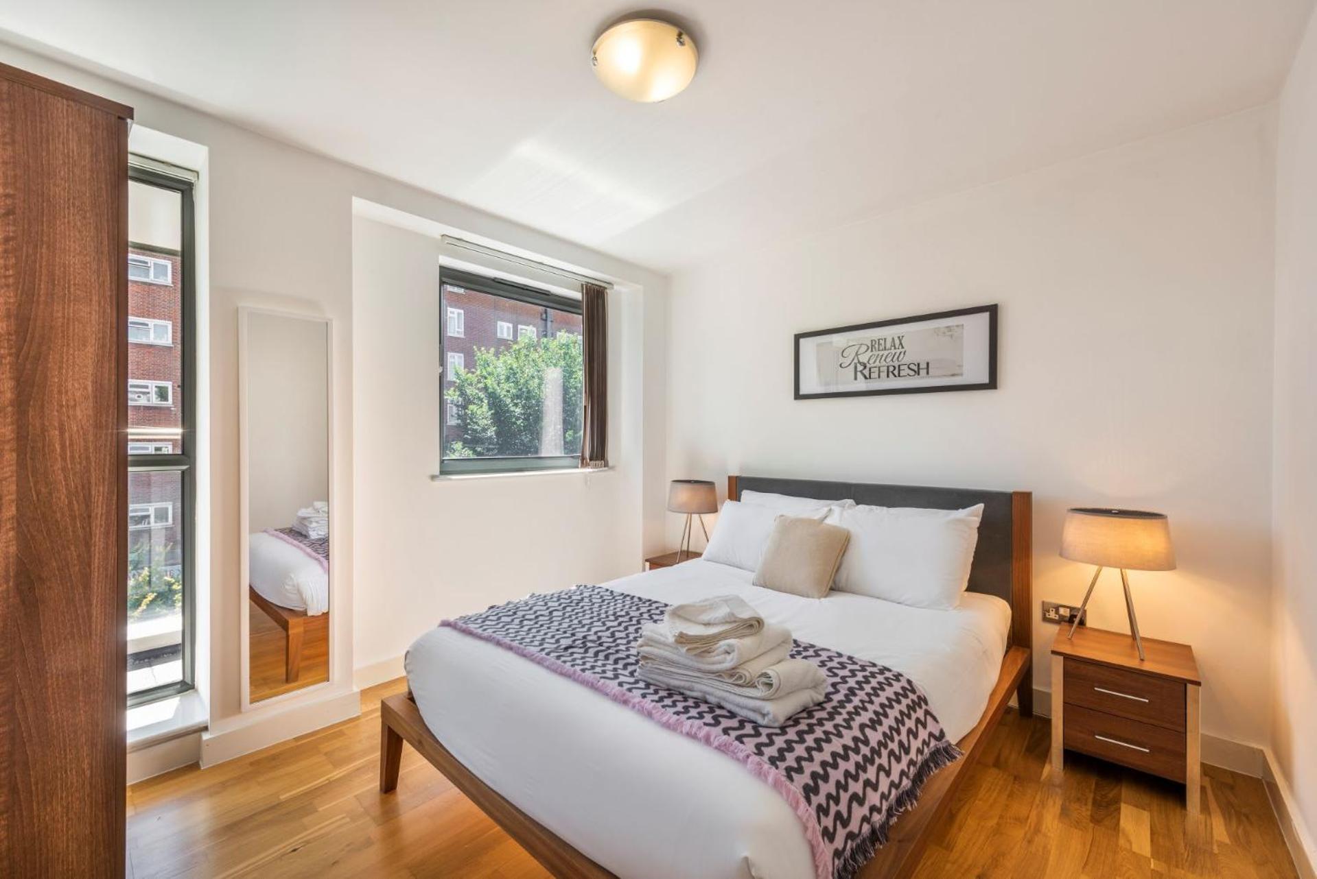 The Anarchist - Camden - By Frankie Says Apartment London Ngoại thất bức ảnh